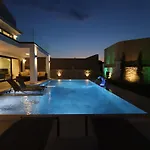 Villa La Marbella *