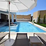 La Marbella ヴィラ フェティエ