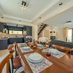 La Marbella Villa *